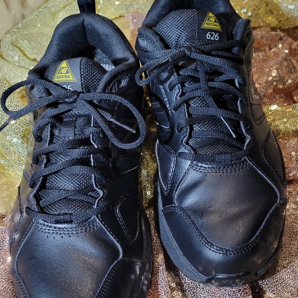 Size 11.5 New Balance 626, men's athletic shoe